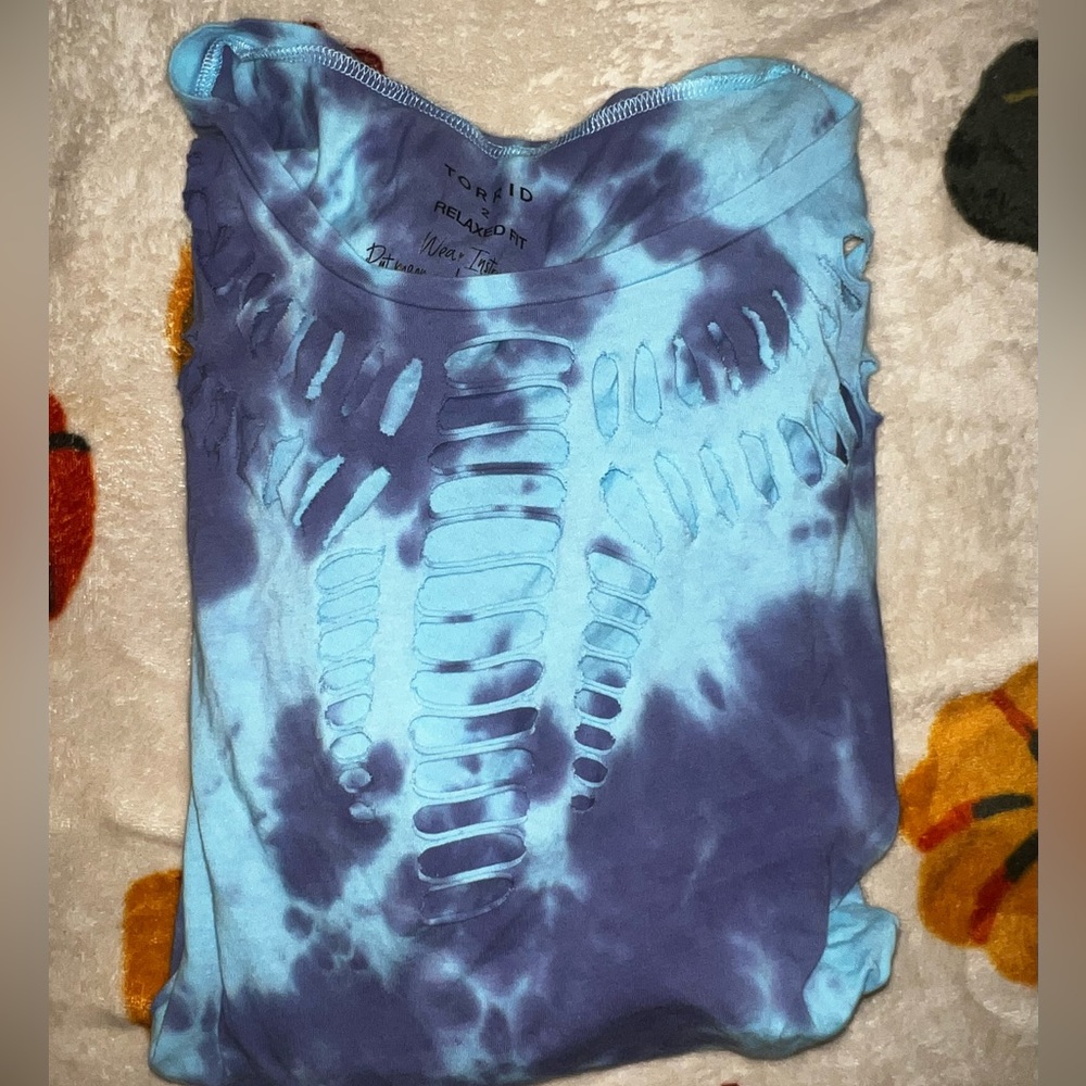 Torrid Size 2 Blue Slashed Shirt